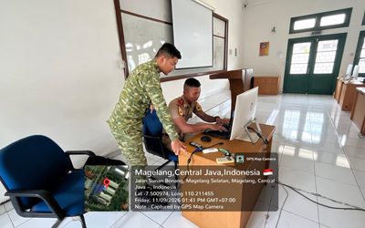TARUNA AKMIL TK II PRODI TEKNIK MESIN PERTAHANAN MELAKSANAKAN PRAKTIKUM MENGGAMBAR TEKNIK MANUAL DAN APLIKASI AUTOCAD